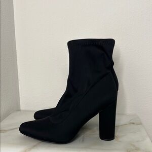 Elegant Black Ankle Boots